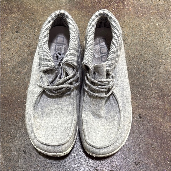 Hey Dude Shoes - Picture 1 of 4